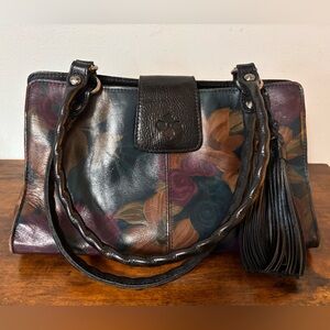 Designer Patricia Nash - Rienzo Satchel - purse